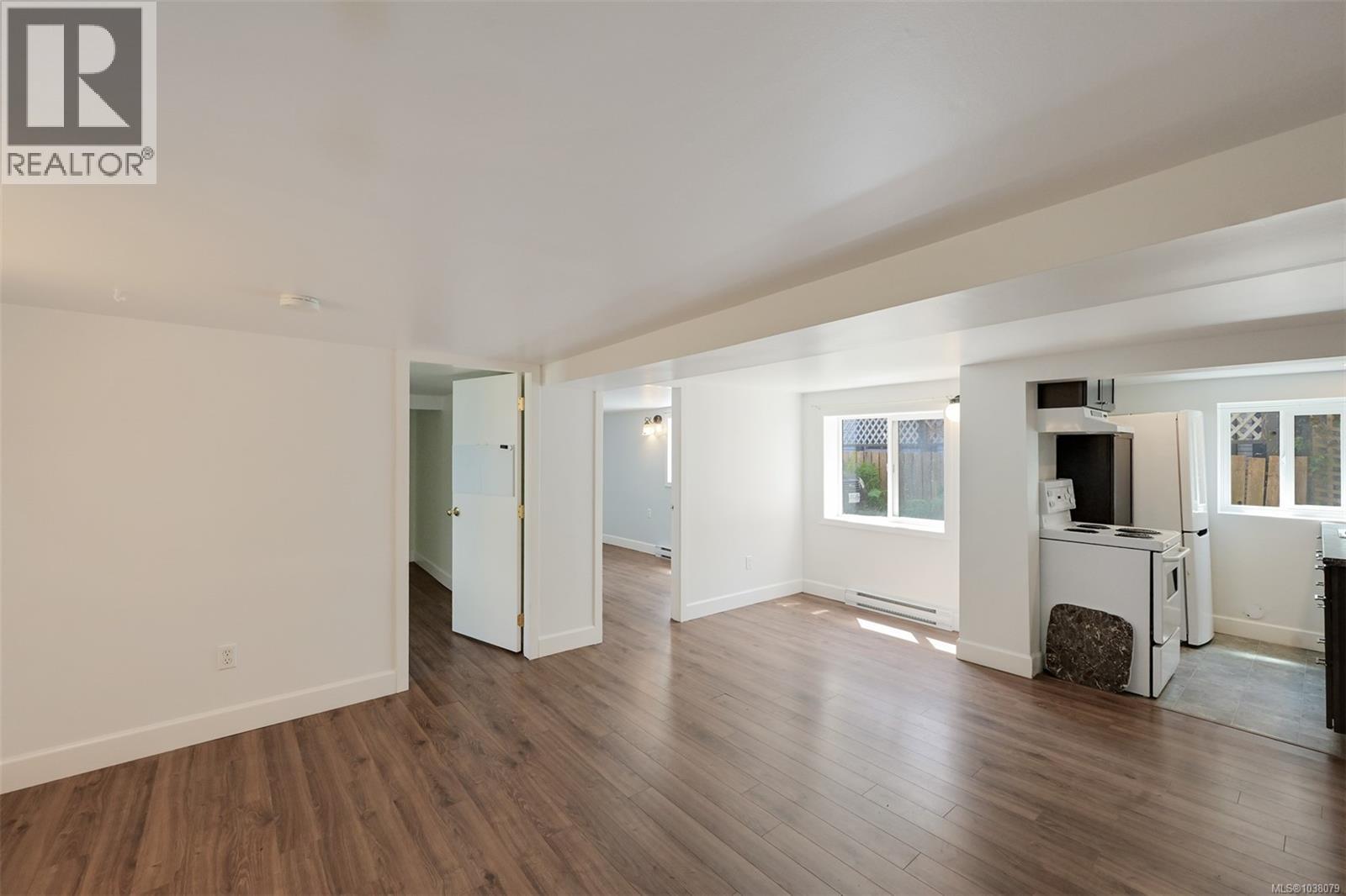 1620 Camosun St - 23