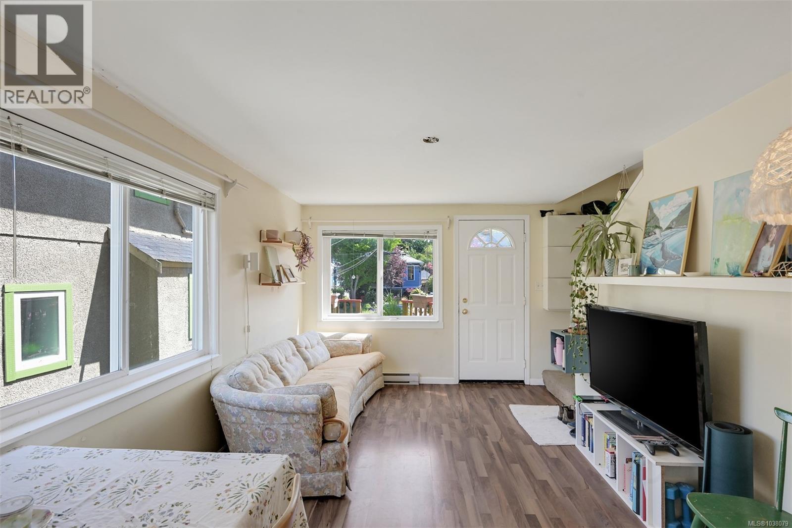 1620 Camosun St - 66