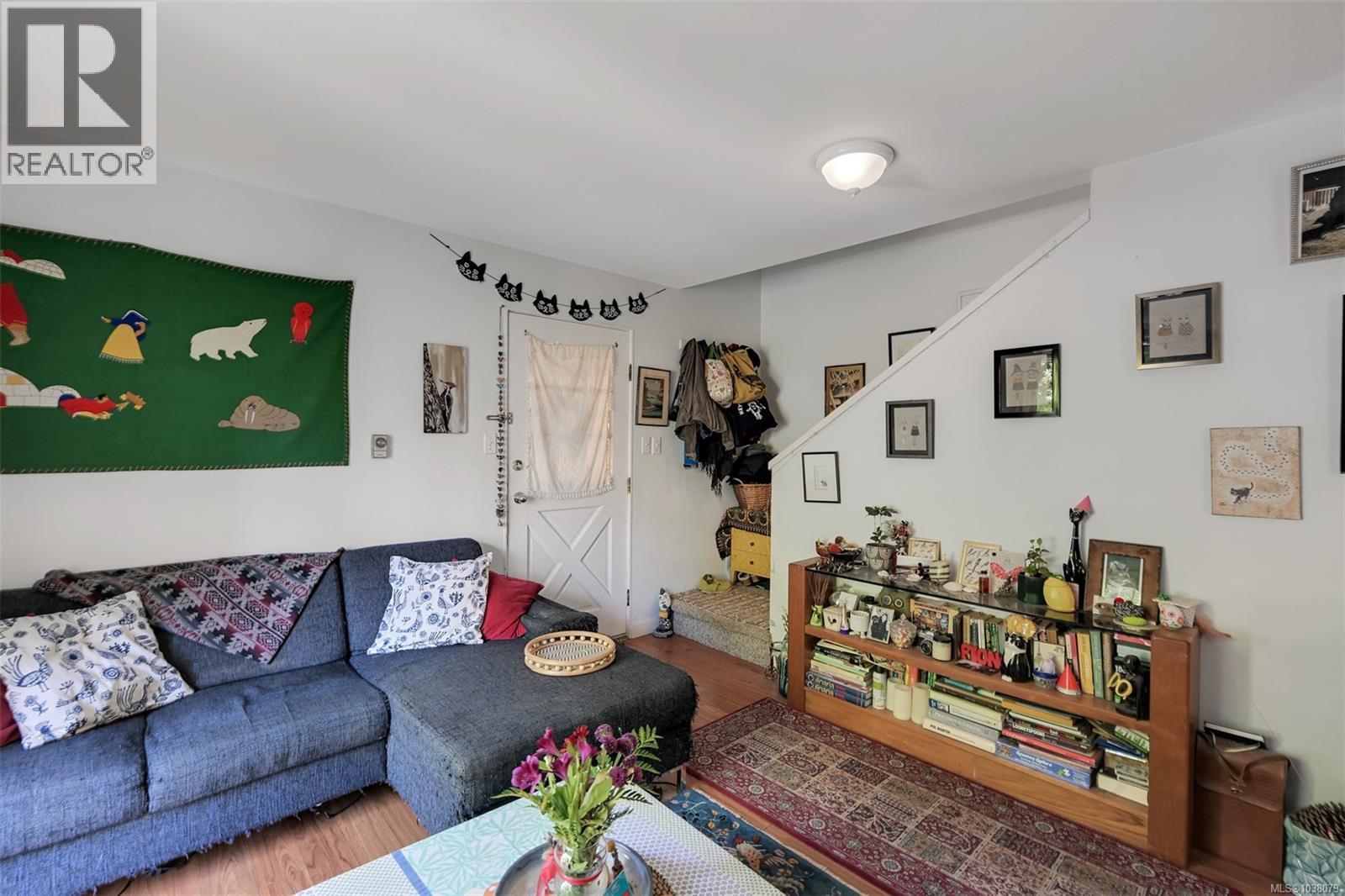 1620 Camosun St - 51