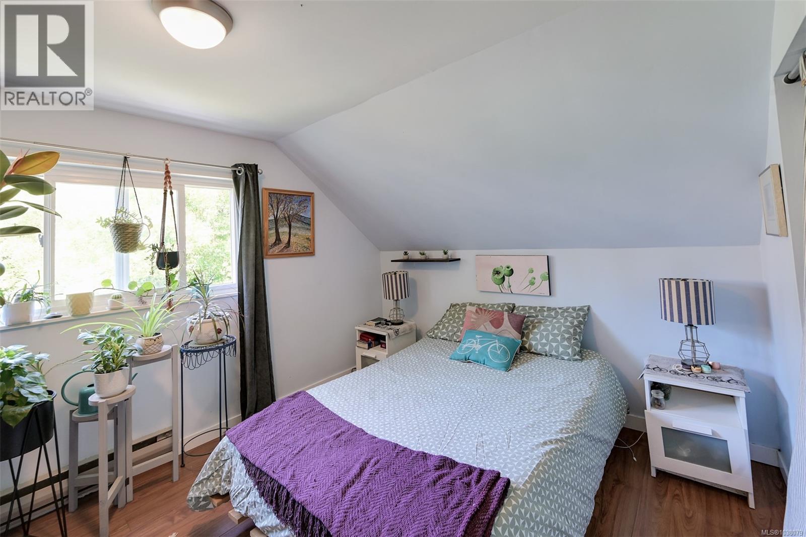 1620 Camosun St - 61
