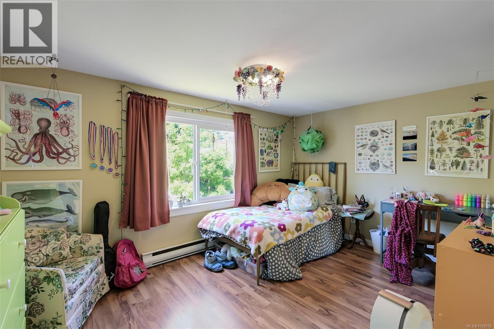 1620 Camosun St - 72