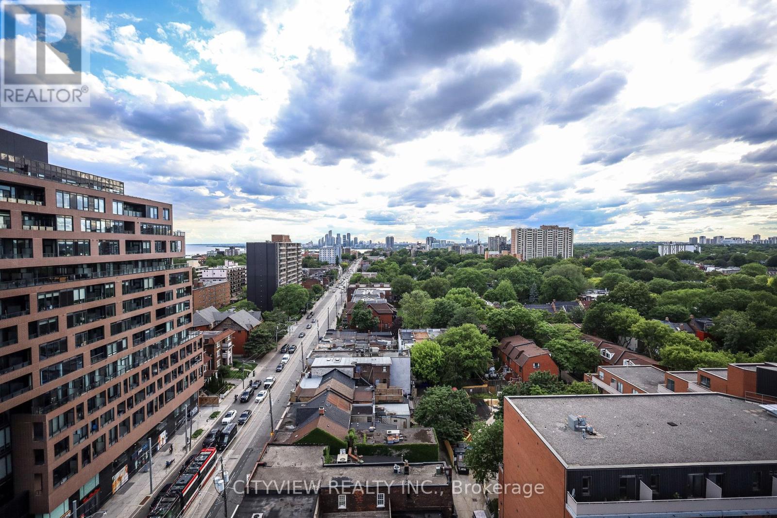 #1121 285 DUFFERIN STREET - 20