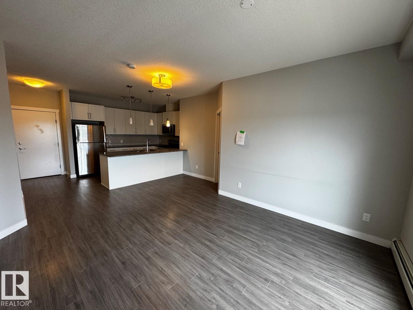#405 3670 139 AV NW - 5