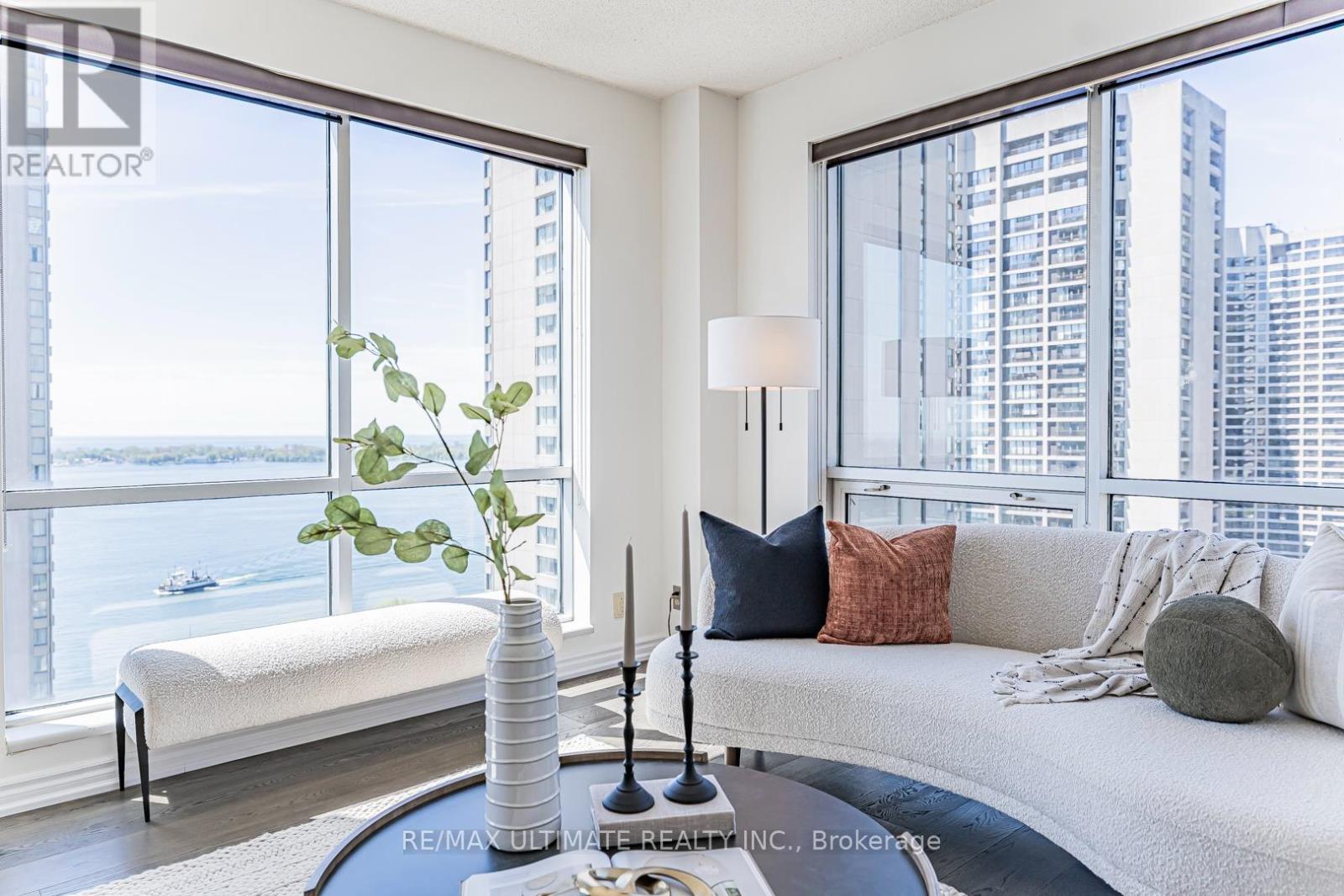 #2206 10 QUEENS QUAY W - 20