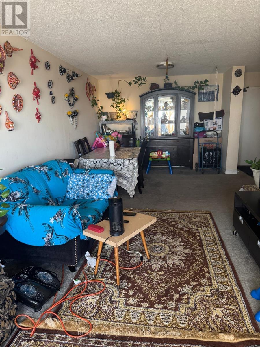 #2309 390 DIXON ROAD - 3