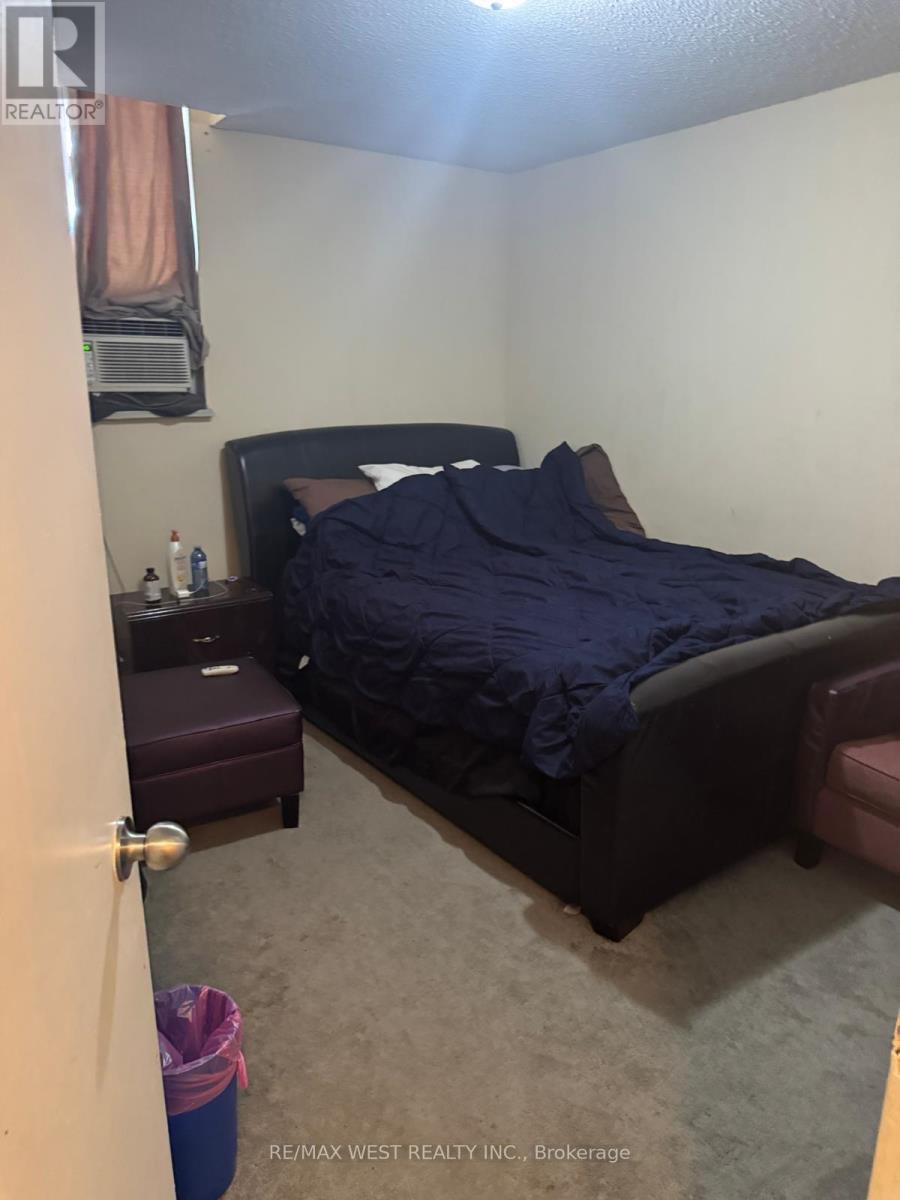 #2309 390 DIXON ROAD - 8
