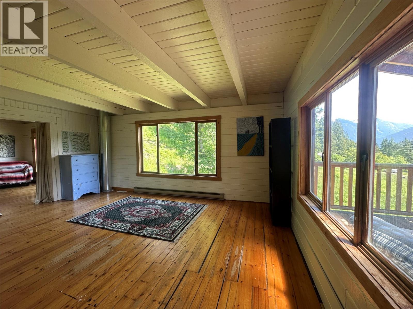 1482 ZWICKY Road - 11