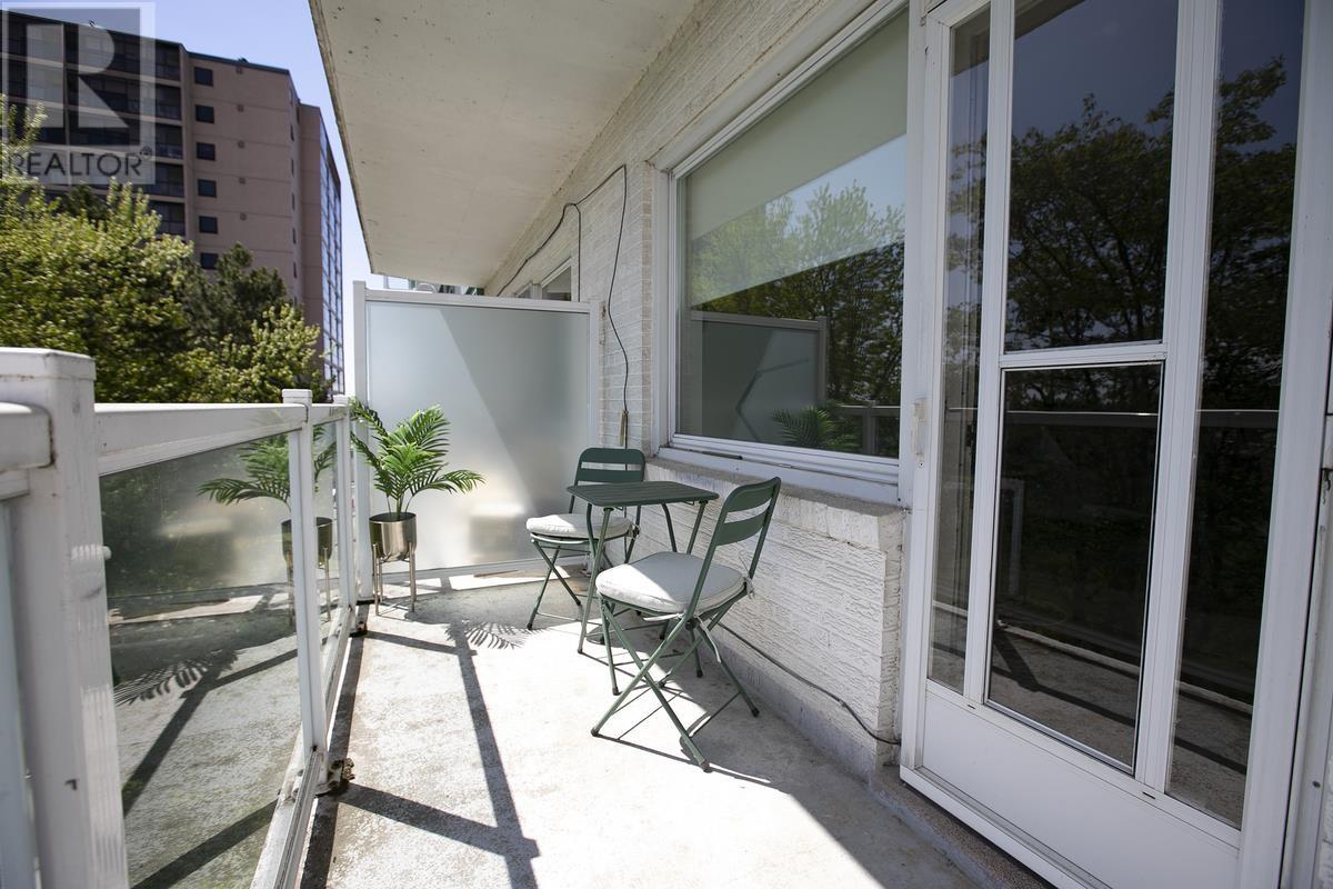99 Pine ST # 307 - 33