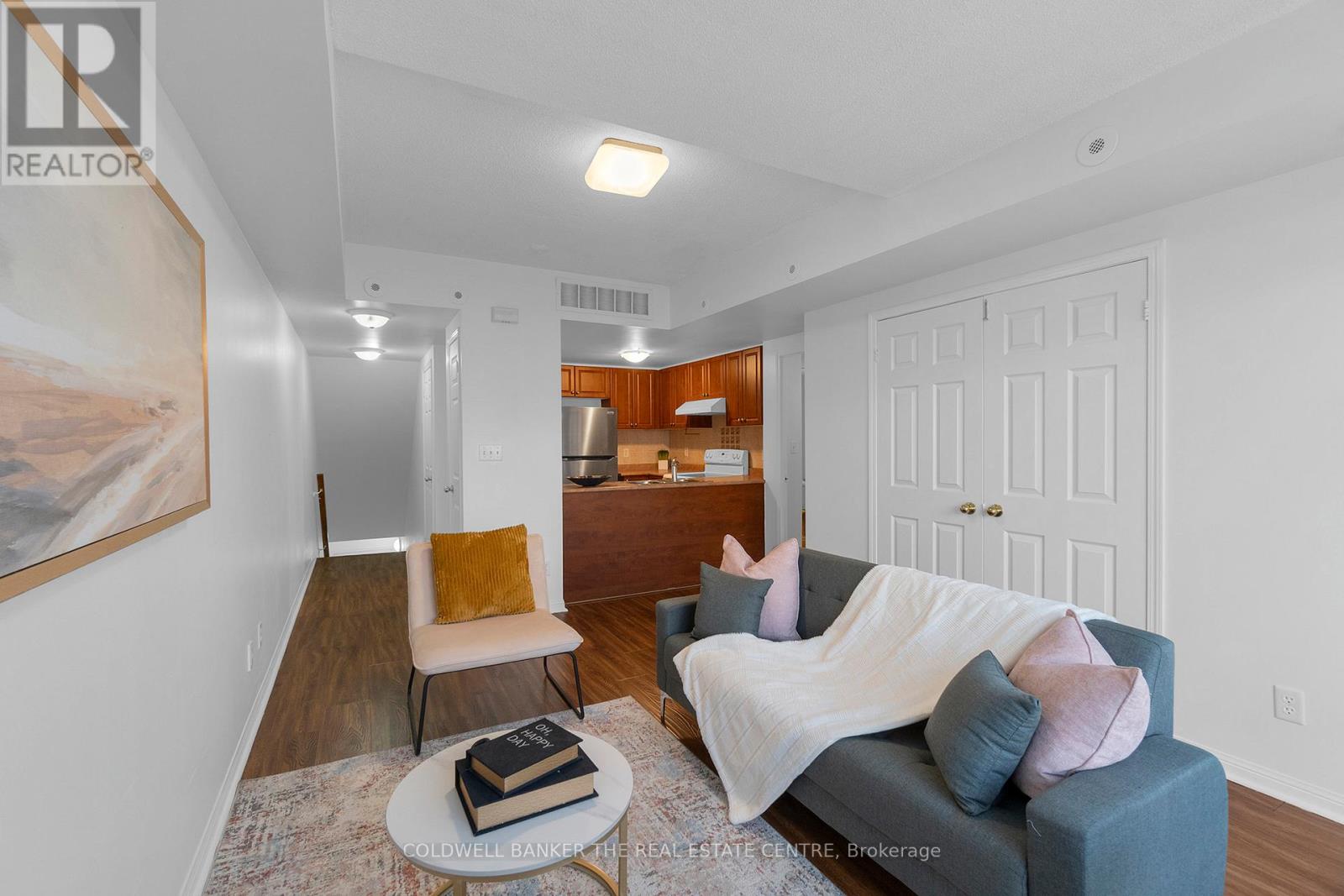 #2057 3047 FINCH AVENUE W - 3