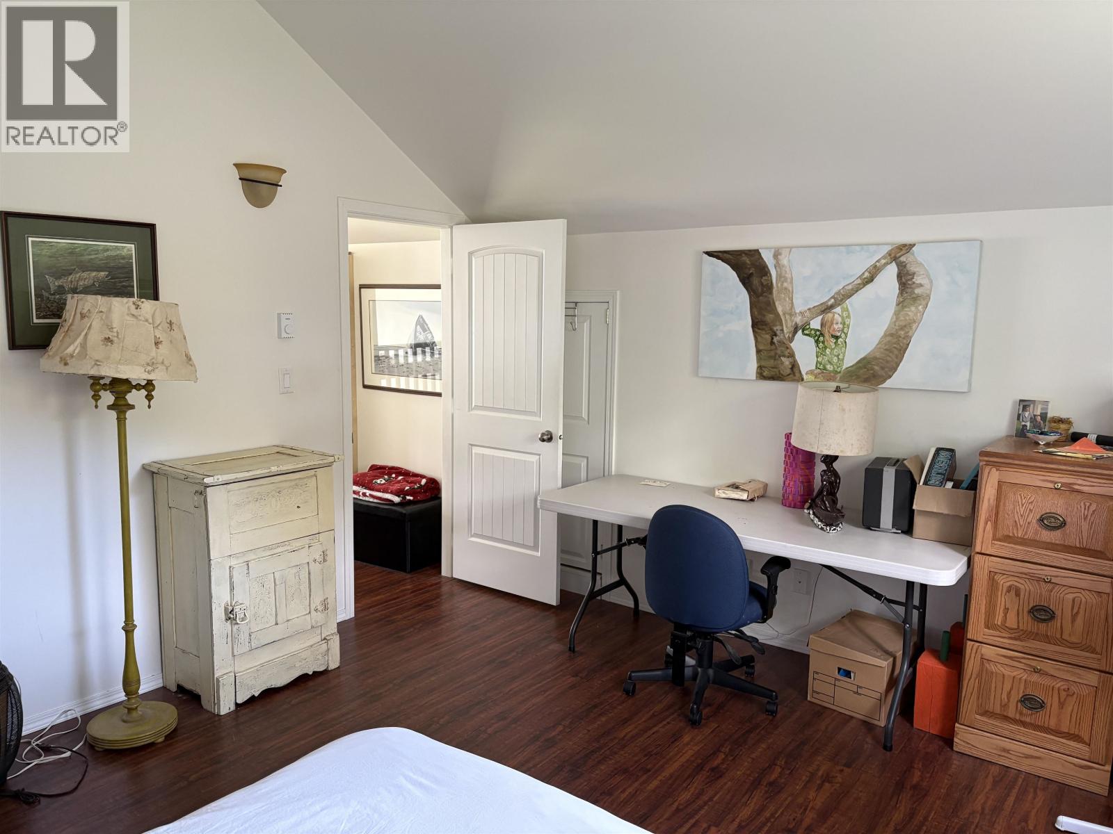820 OCEANVIEW DRIVE - 11