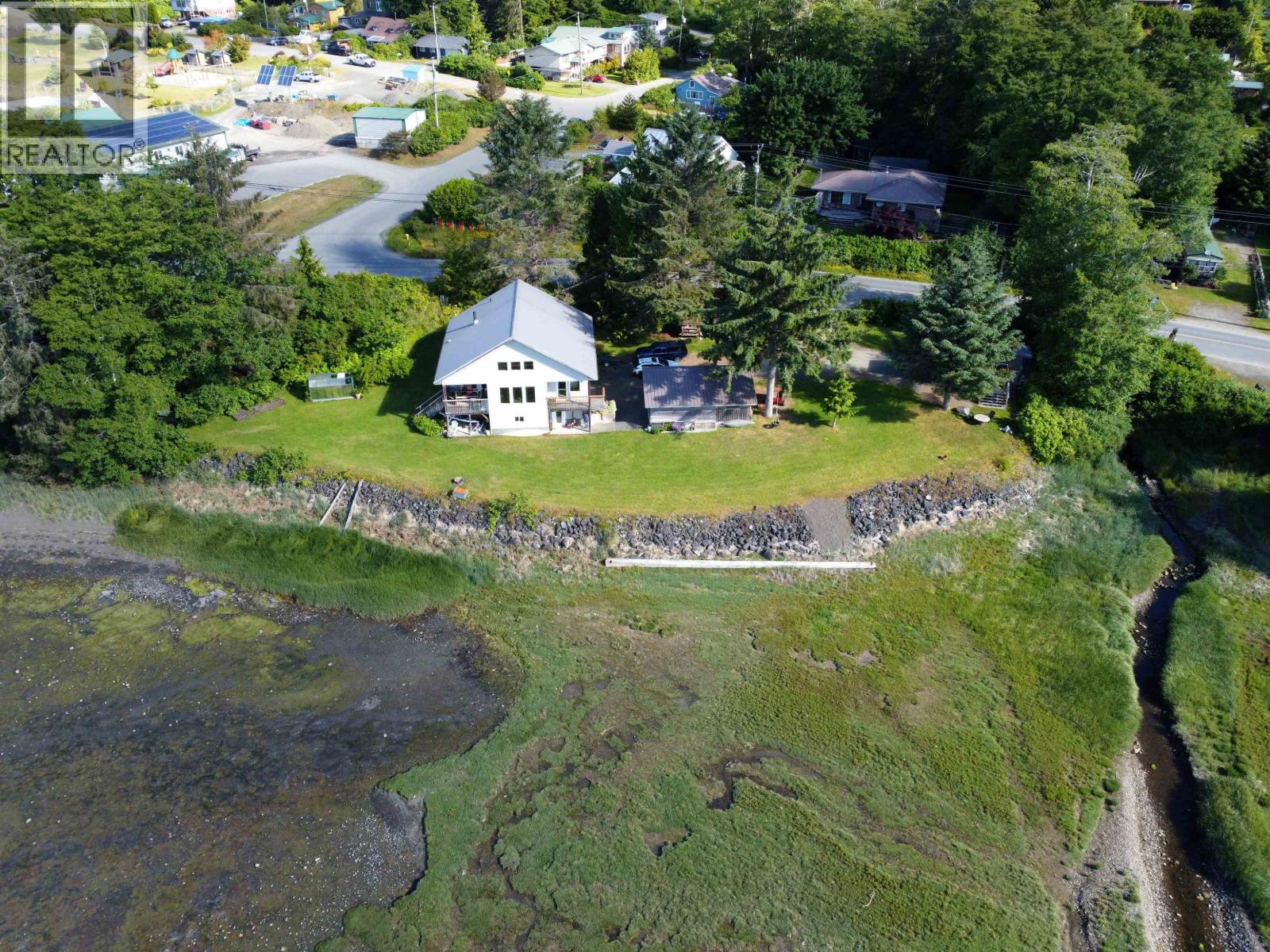 820 OCEANVIEW DRIVE - 24