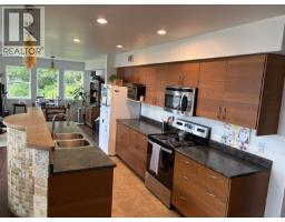 820 Oceanview Drive, Daajing Giids City, BC V8J1M5 Photo 33