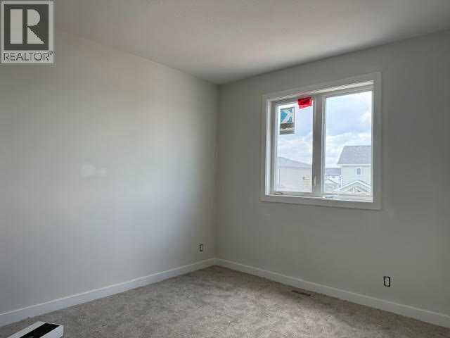 12 Memorial Parkway - 8