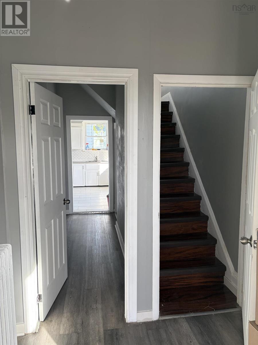360 St. Peters Road - 11