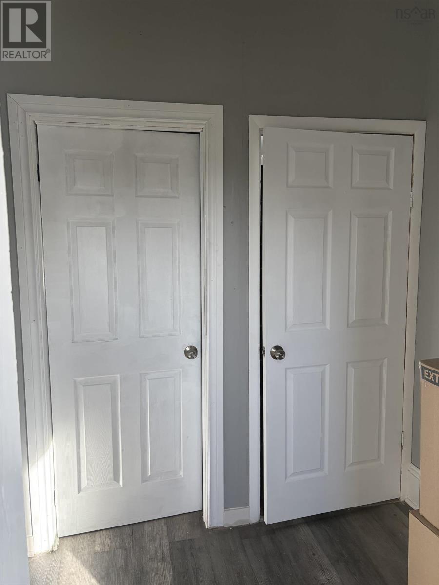 360 St. Peters Road - 12