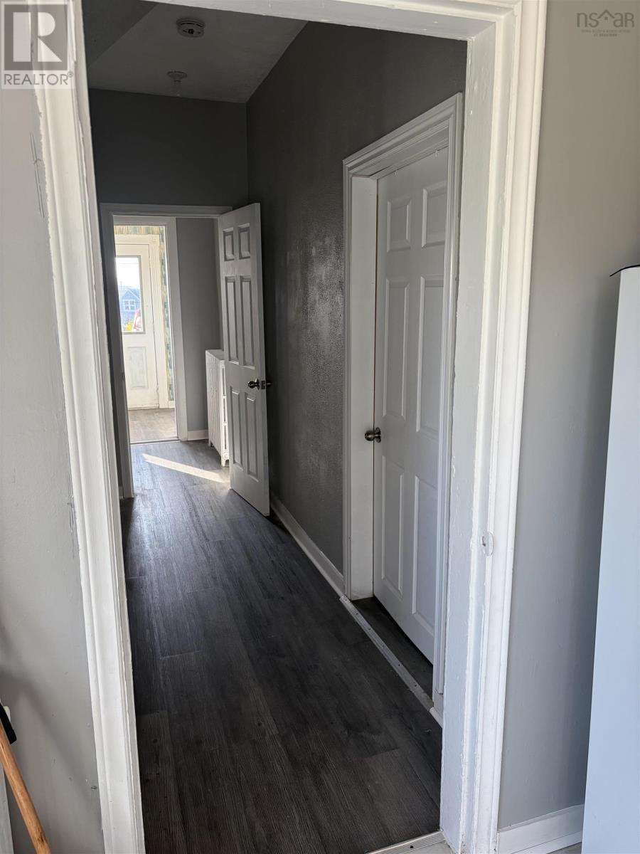 360 St. Peters Road - 8