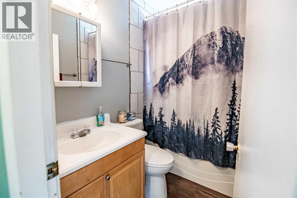 5903 56 Avenue - 15