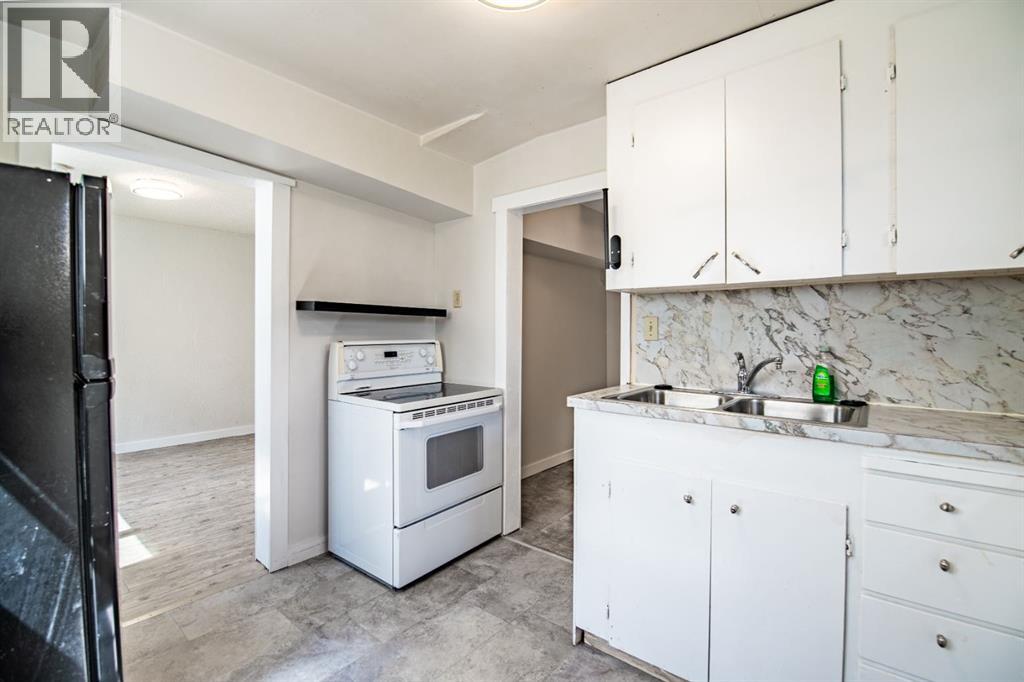 5903 56 Avenue - 21