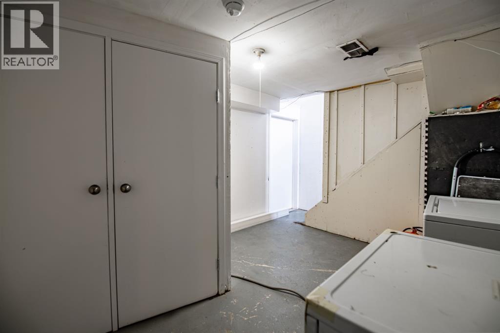 5903 56 Avenue - 27