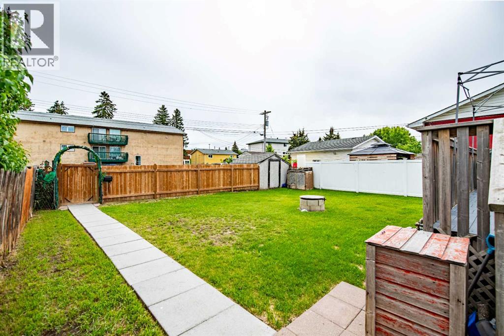 5903 56 Avenue - 33