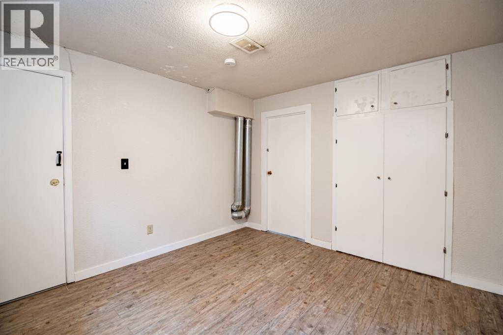5903 56 Avenue - 24