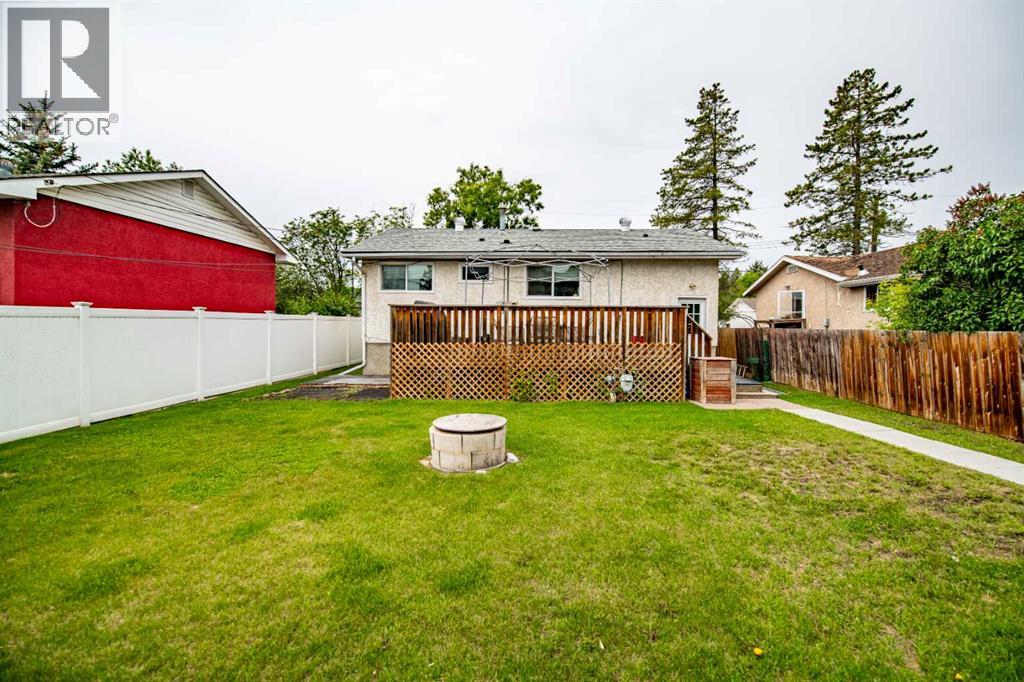 5903 56 Avenue - 35
