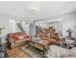 Mud room - 16237 129a St Nw, Edmonton, AB T6V1T1 Photo 9