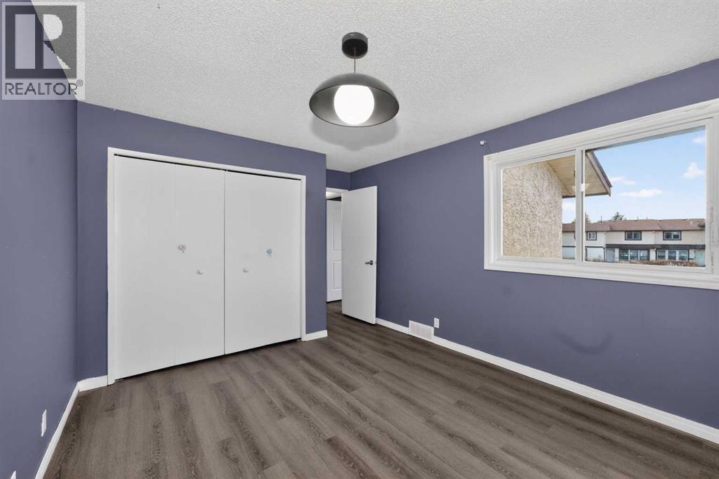 #7 75 Templemont Way NE - 20