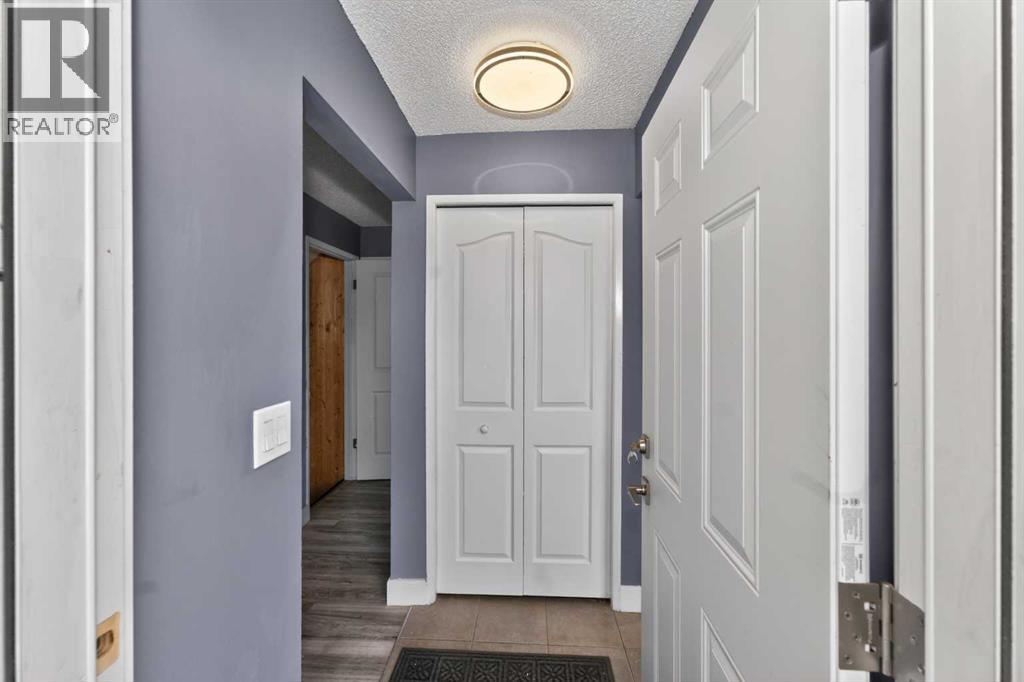 #7 75 Templemont Way NE - 7