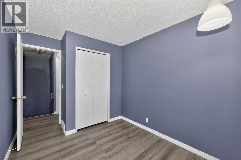 #7 75 Templemont Way NE - 24
