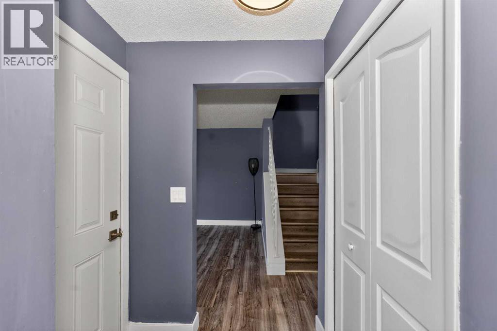 #7 75 Templemont Way NE - 8