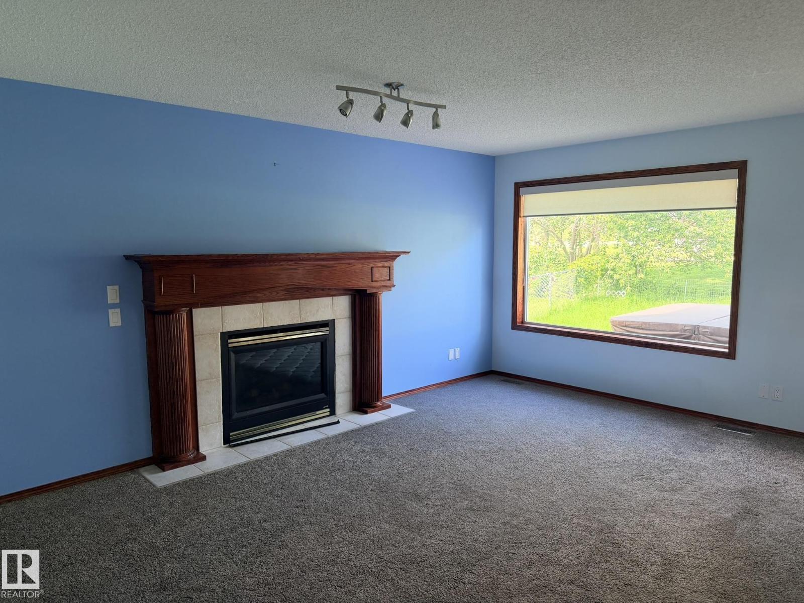 727 BALFOUR CL NW - Image 9