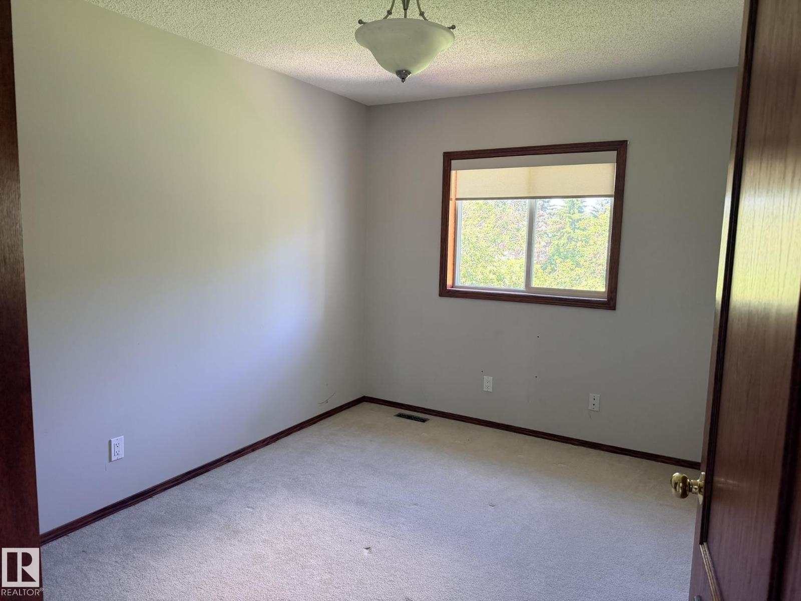 727 BALFOUR CL NW - 17