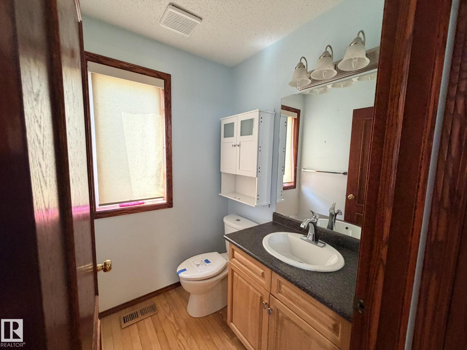 727 BALFOUR CL NW - 28