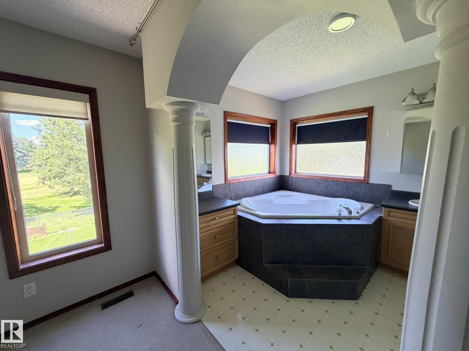 727 BALFOUR CL NW - 25