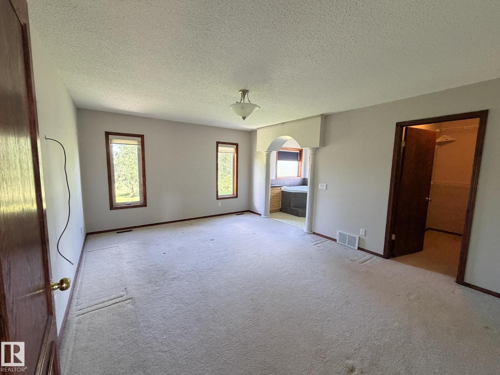 727 BALFOUR CL NW - Image 20