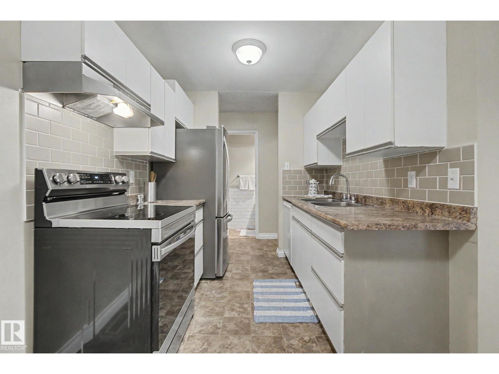 20D CALLINGWOOD CT NW - 18