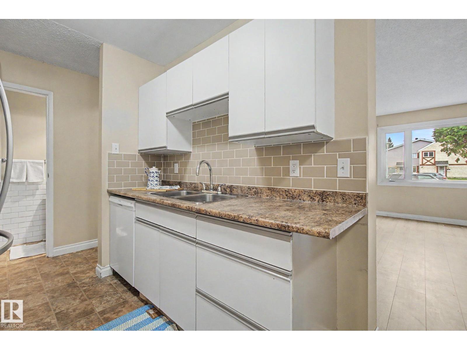 20D CALLINGWOOD CT NW - 20