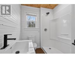 15 Silver Tree Lane, Grahams Road, PE C1N2E1 Photo 47