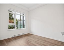 109 14257 103a Avenue, Surrey, BC V3T1T1 Photo 9