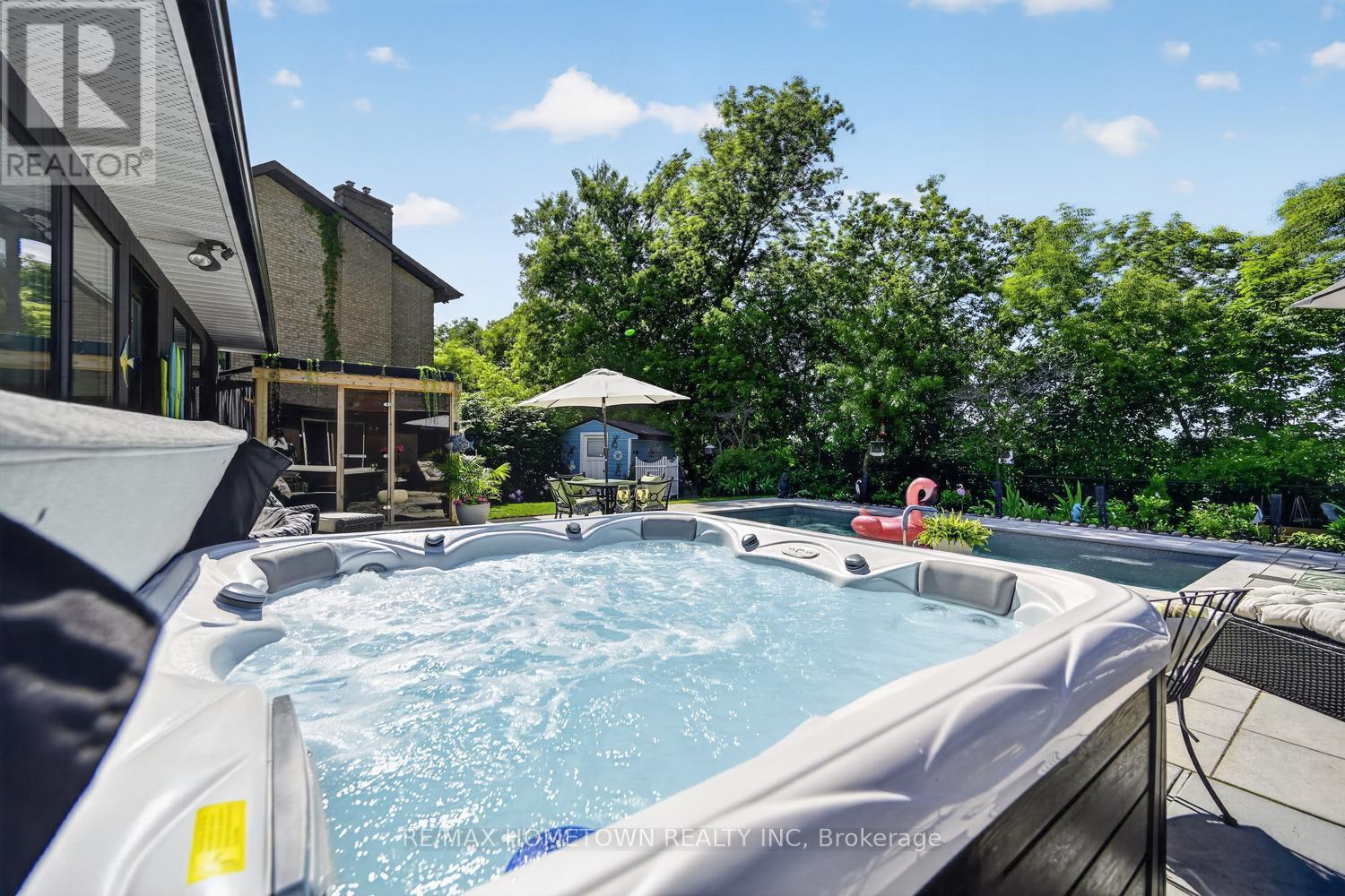 23 PINEVIEW ROAD - 45