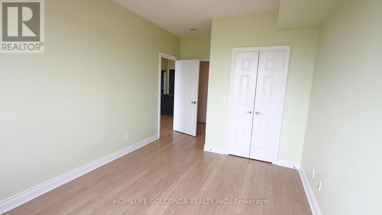 #1667 23 COX BOULEVARD - 26