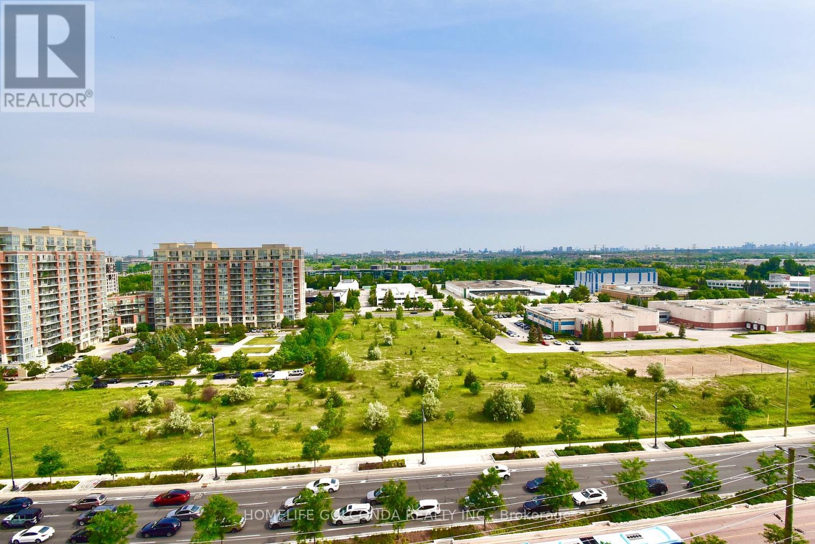 #1667 23 COX BOULEVARD - 30