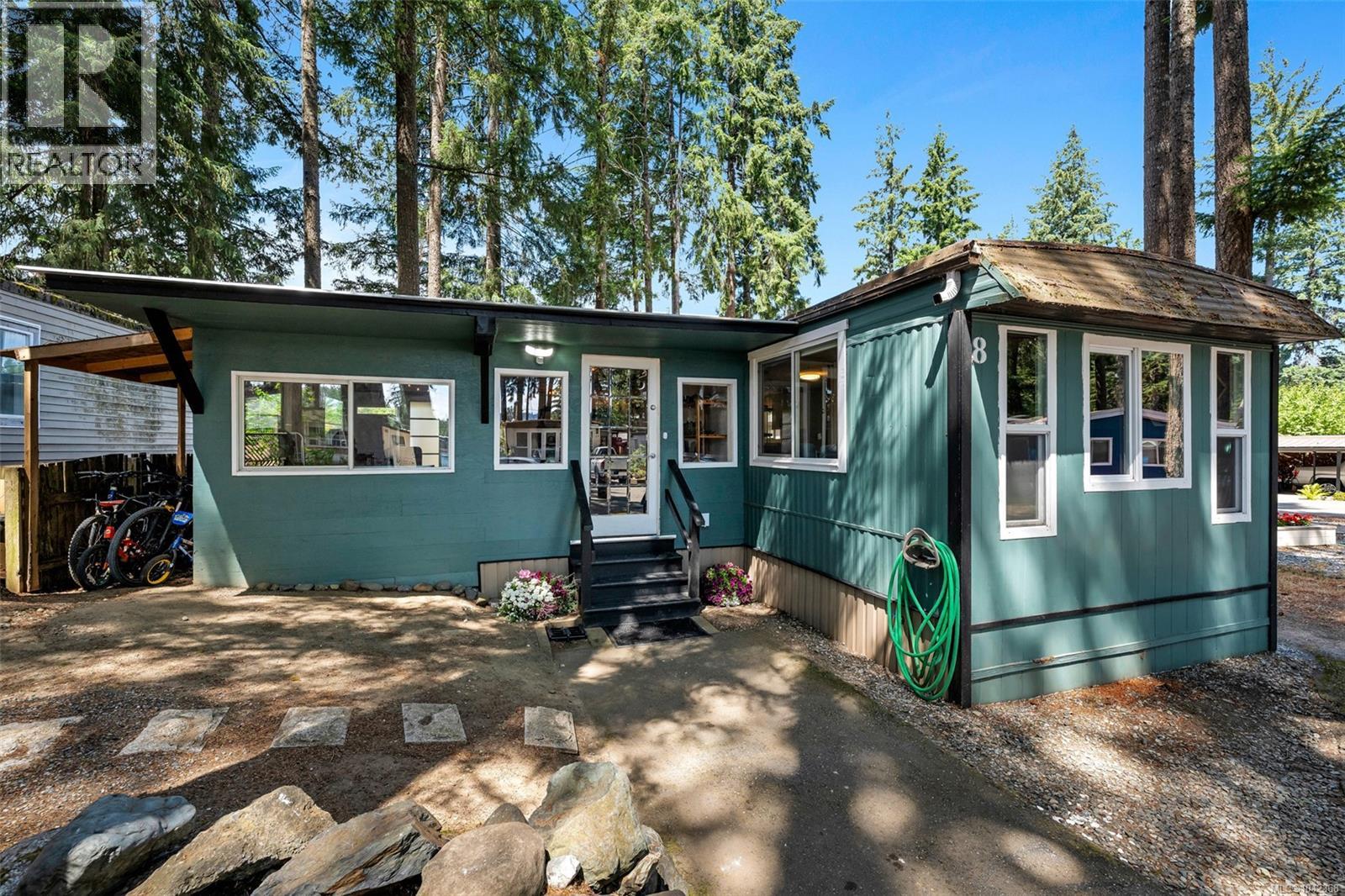 8 3560 Hallberg Rd, Cassidy