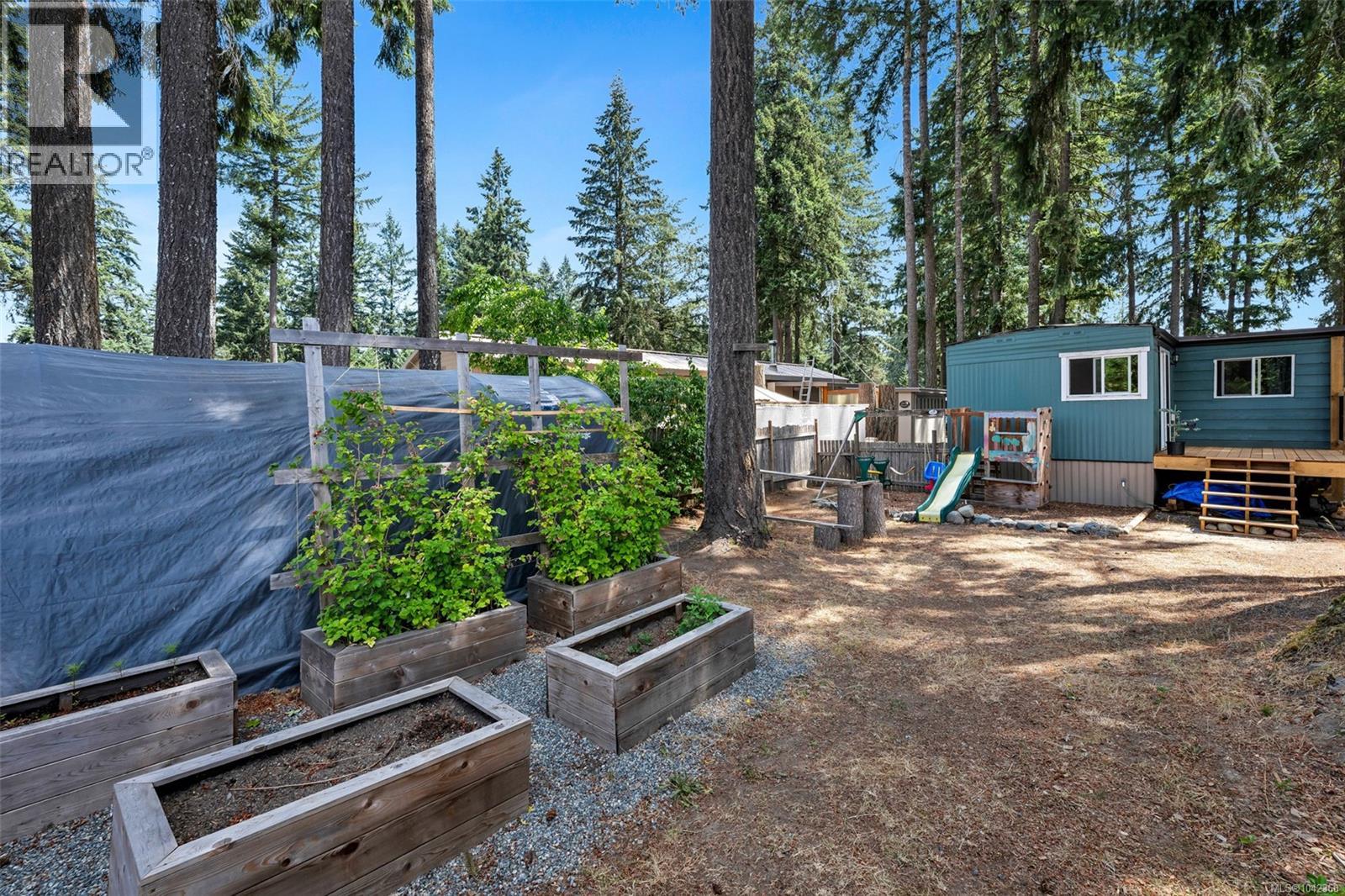 8 3560 Hallberg Rd, Cassidy