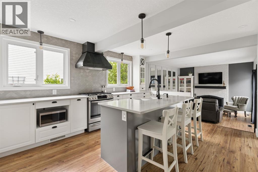 692 Woodpark Boulevard SW — photo 15