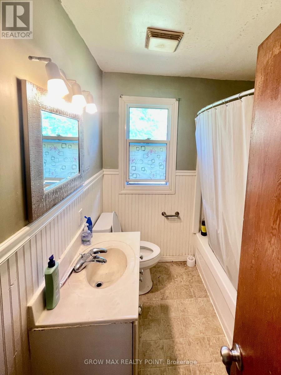 321 HIGHLAND AVENUE W - 14