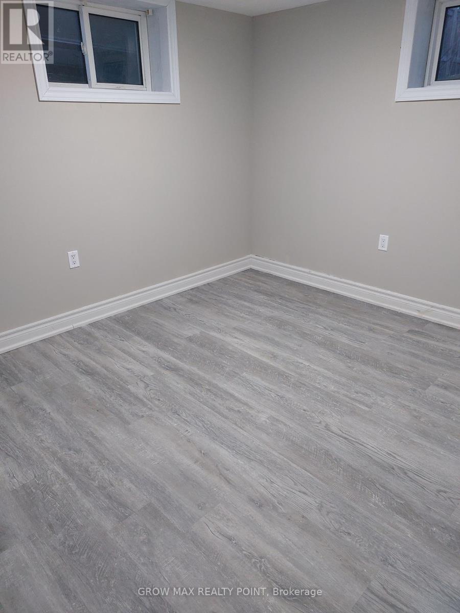 321 HIGHLAND AVENUE W - 5