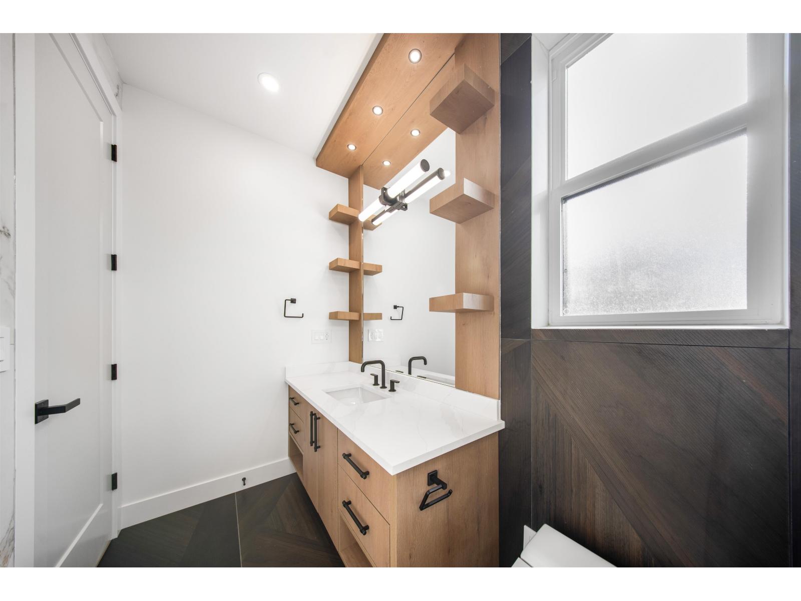 Thumbnail 18
