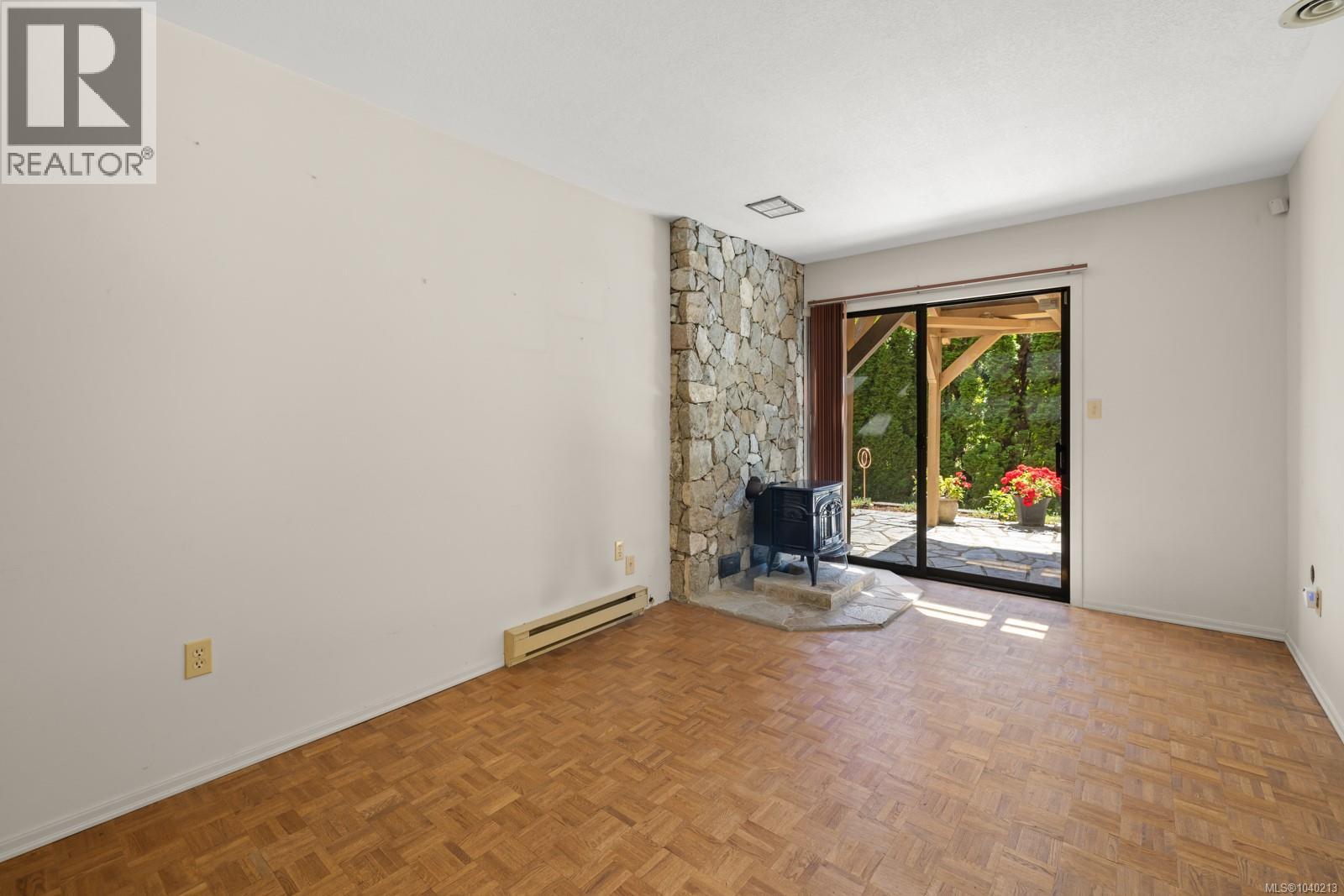 4515 Parry Cross Rd, Metchosin